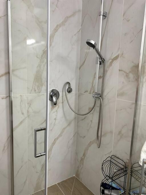 Dc Apartments - 2 Bedrooms Near The Beach 埃拉特 外观 照片